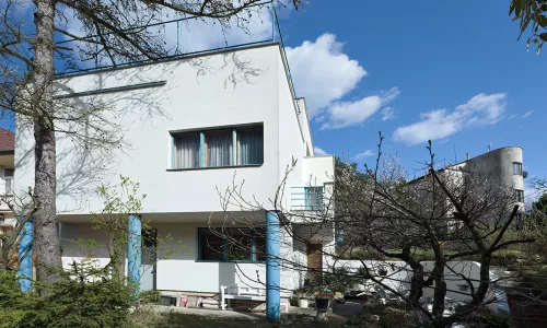 C219 Slavíkova vila